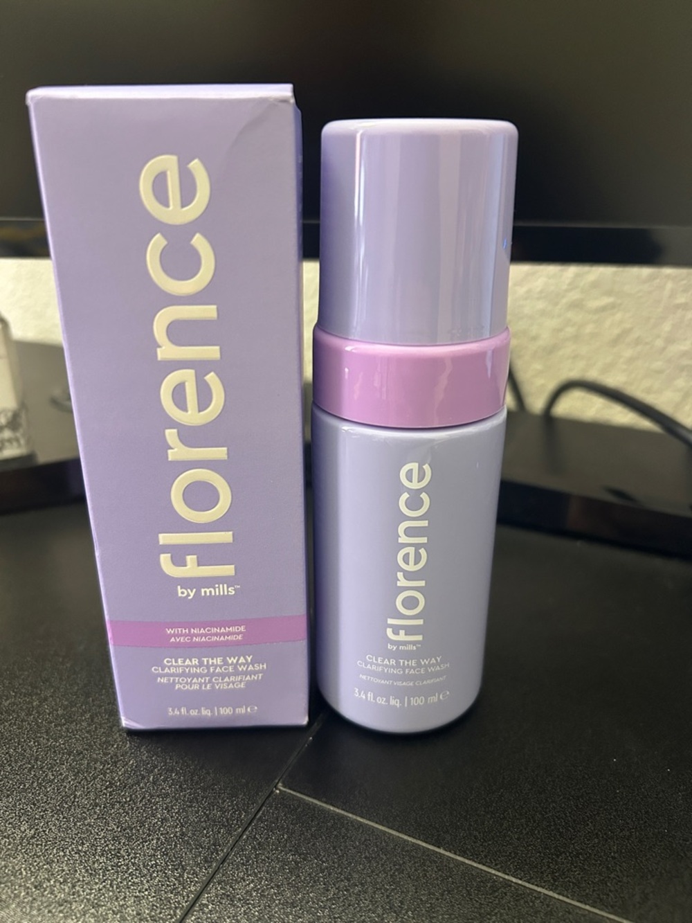 Florence by Mills Clear The Way Clarifying Face Wash - 100 ml